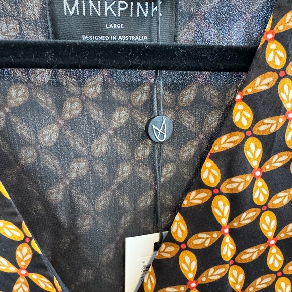NWT MINKPINK Valentina Mini Dress - Picture 4 of 10